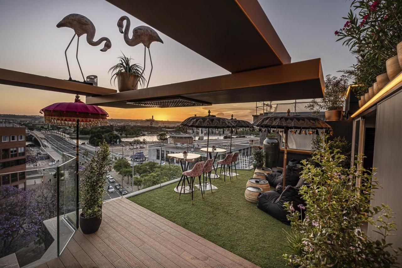 On Suites Sevilla Apartments Designed For Adults מראה חיצוני תמונה