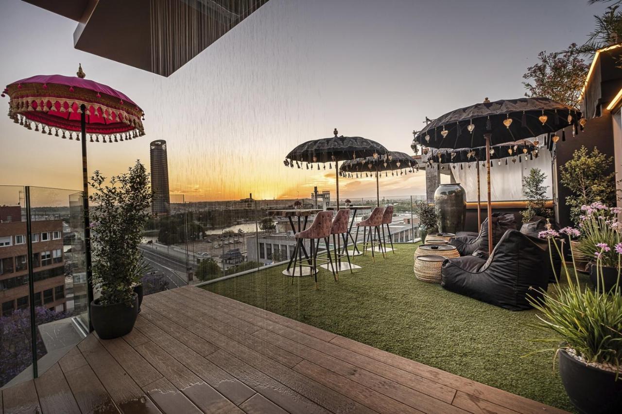 On Suites Sevilla Apartments Designed For Adults מראה חיצוני תמונה