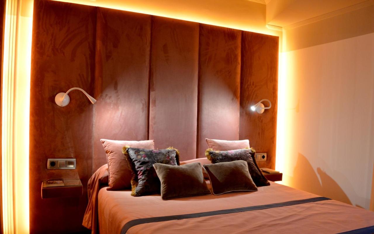 On Suites Sevilla Apartments Designed For Adults מראה חיצוני תמונה